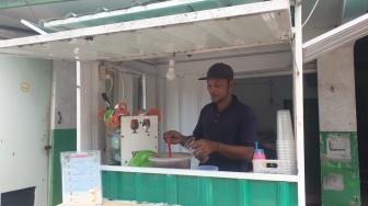 Dilema UMKM: Naikkan Harga atau Bangkrut Gara-Gara Plastik Mahal