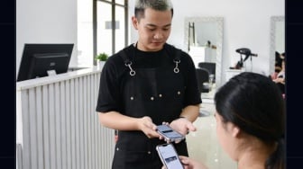 QRIS Sudah Ada, Tapi Kenapa Pemilik Salon Masih Hitung Manual Tiap Malam?
