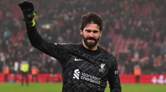 Juventus Optimis Bisa Gaet Alisson Becker dari Liverpool