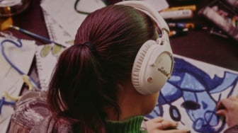 Harga dan Spesifikasi Marshall Monitor III ANC Cream di Indonesia