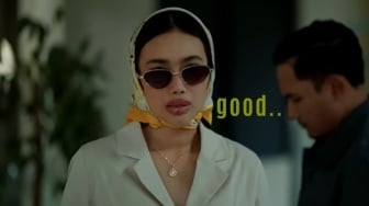 Review Tiba-Tiba Setan: Ratu Felisha Kayaknya Wajib Main Film Komedi Lagi