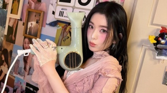 Momen Haru Irene Red Velvet Raih Kemenangan Solo Perdana, Kalahkan BTS!