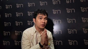 Pembeli Burgernya Disiram Air, Aldi Taher Ogah Emosi: Wahana Siraman Cinta!