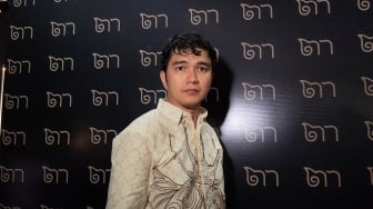Aldi Taher Sujud Syukur Bakal Terbang ke New York Fashion Week, Siap Pamer Batik Lokal