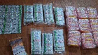 Polisi Ringkus Pengedar Bawa 759 Butir Tramadol di Bekasi