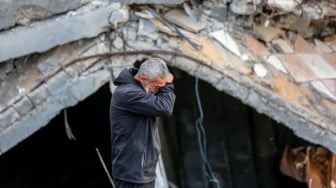 Jeritan Ayah di Gaza Menanti Evakuasi 4 Anaknya yang 6 bulan Terkubur Beton di Masa Gencatan Senjata