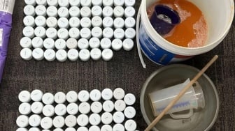 Kosmetik Ilegal Dijual Rp35 Ribu di Marketplace Terbongkar, 3 Orang Ditangkap