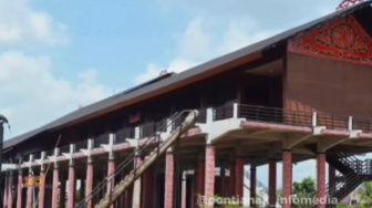 Bukan Sekadar Rumah Adat Dayak, Radakng Samilik Dibangun Rp1,5 Miliar, Ini Keunikannya