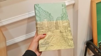 Menyusuri Sejarah Indonesia 1998 di Novel Pulang Karya Leila S. Chudori