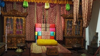 Lakuer Palembang: Kerajinan Kayu Berlapis Emas yang Dulu dari Istana, Kini Diburu Kolektor Dunia