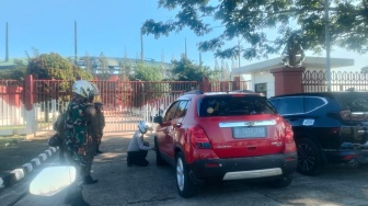 Parkir Sembarangan di Pakansari? Siap-siap Ban Dikempesin atau Diangkut Dishub