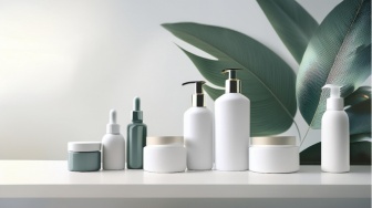 Skincare Mahal tapi Kemasannya Bening? Hati-Hati Kandungannya Rusak Sebelum Dipakai