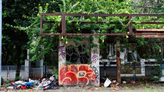 Kondisi Stasiun Mampang di Jakarta, Rabu (15/4/2026). [Suara.com/Alfian Winanto]