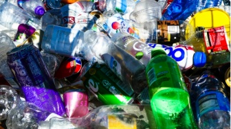 Lonjakan Harga Plastik dan Kebenaran yang Selama Ini Terabaikan
