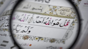 Ingin Otak Lebih Fokus? Sains Temukan Fakta Mengejutkan dari Kebiasaan Membaca Huruf Hijaiyah