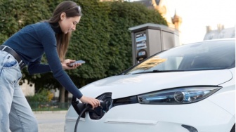 7 Pilihan Mobil Listrik 3 Baris Terbaik untuk Keluarga, Kabin Lega dan Nyaman