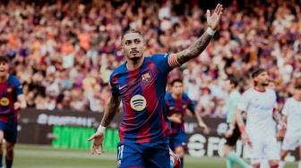 Raphinha Murka, Barcelona Merasa Dirampok Wasit Saat Disingkirkan Atletico Madrid