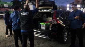 Kejati Banten Geledah Kantor BUMD PT ABM, Koper Berisi Dokumen Penting Disita