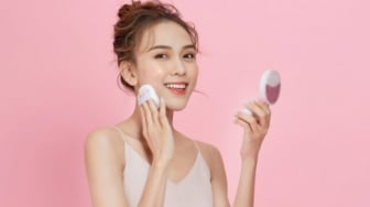 7 Bedak Wardah yang Tahan Lama untuk Kondangan, Mulai Rp30 Ribu