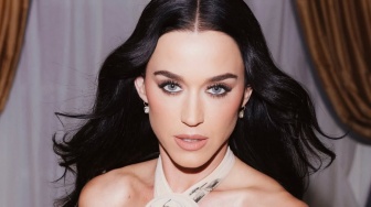 Katy Perry Protes ke Gedung Putih, Lagu Firework Jadi Backsound Video Serangan Amerika ke Iran