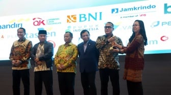Raih KWP Awards, Legislator NasDem Arif Rahman: Anggota DPR Harus Selalu Turun ke Rakyat