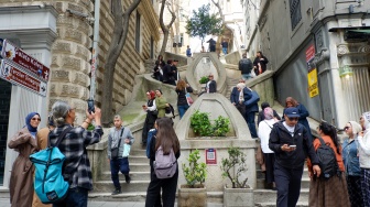 Kamondo Stairs, Ikon Urban Karakoy dalam Rangkaian Jelajah Serial Mini