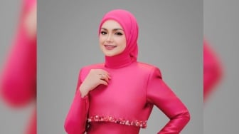 Siti Nurhaliza Alami Kecelakaan Beruntun di Jalan Tol