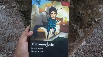 Nestapa Gregor Samsa Si Manusia Kecoa dalam Metamorfosis Franz Kafka