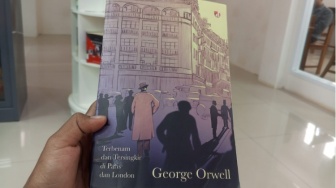 Menelanjangi Kemiskinan Ala George Orwell: Sebuah Ulasan Terbenam dan Tersingkir di Paris dan London