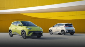 Adu Ketangguhan Mobil Listrik Jaecoo J5 vs Byd Atto 1, Mana Paling Kuat dan Bandel?