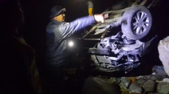 Mobil Travel Masuk Jurang di Lembah Anai, Bagaimana Kondisi 7 Penumpang?