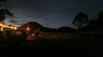 Wajib Waspada! Gunung Lokon Berpotensi Keluarkan Gas Beracun dan Erupsi Tiba-tiba