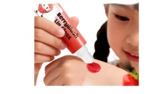 Cari Lipstik untuk Anak? Ini 5 Pilihan yang Aman dan Nyaman Dipakai