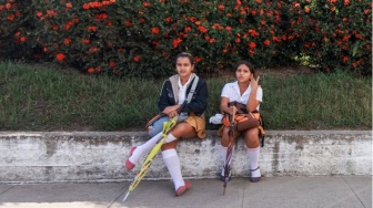 Sistem Pendidikan Kita Mencetak Saya Jadi Mesin, Bukan Manusia Siap Hidup