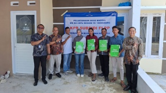 Gebrakan BRI Cepu: Gelontorkan Rp7,8 Miliar, 49 Keluarga di Blora Serentak Punya Rumah