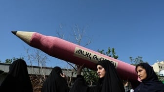 Militer Iran Siaga Tempur 100 Persen Tantang Serangan AS Meski Status Gencatan Senjata Diperpanjang