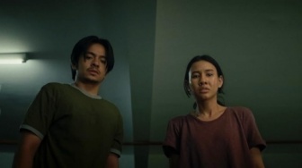 Ulasan Film Dopamin: Ketika Keberuntungan Berubah Jadi Ancaman Mencekam!