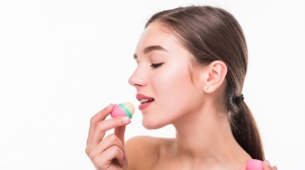 7 Lip Balm yang Bagus untuk Memerahkan Bibir, Harga Mulai Rp31 Ribuan