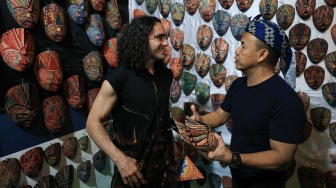 Cerita Legenda Barcelona di Jakarta: Blusukan ke Kota Tua, Terpesona Wayang dan Topeng