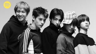 Stop Sok Keren! CORTIS Pilih Jadi Diri Sendiri di Lagu Terbaru, REDRED