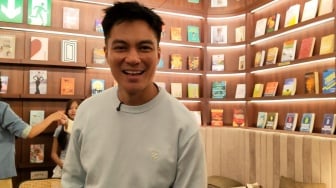 Baim Wong Libatkan Ratusan Warga Lokal di Film Semua Akan Baik-Baik Saja