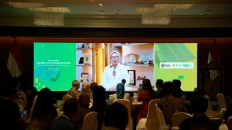 1,3 GW PLTS Atap Terpasang, Indonesia Bidik Target Ambisius 100 GW