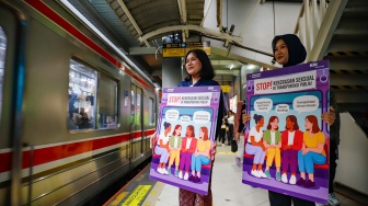 Peringati Hari Kartini, Penumpang KRL Diajak Berani Lawan Pelecehan
