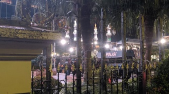 Jelang Aksi 21 April, Kantor Gubernur Kaltim Dipasang Kawat Berduri