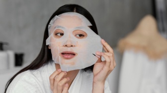 Auto Plumpy! 4 Sheet Mask Oat Ini Jadi Penyelamat Kulit Dehidrasi