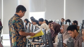 Drama Unesa Ringkus Peserta UTBK yang Nekat Gunakan Ijazah Palsu Demi Kursi Kedokteran