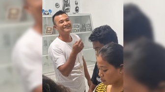 Bukan Marah, Suami Malah Ketawa Pergoki Istri Selingkuh: Ternyata Seleramu Begini