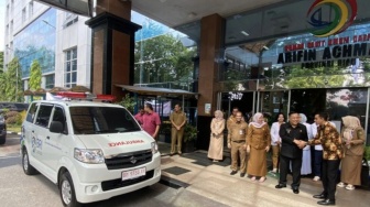 Tingkatkan Layanan Kesehatan, Riau Terima Bantuan 2 Ambulans Baru dari BRI dan BSI
