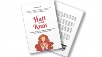 Review Jujur dari Buku Hati yang Kuat: Merawat Hati di Tengah Amukan Badai