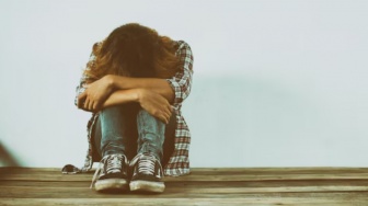 Viral Curhatan Kakak: Banting Tulang Demi Biayai Kuliah, Adik Malah Hamil di Luar Nikah